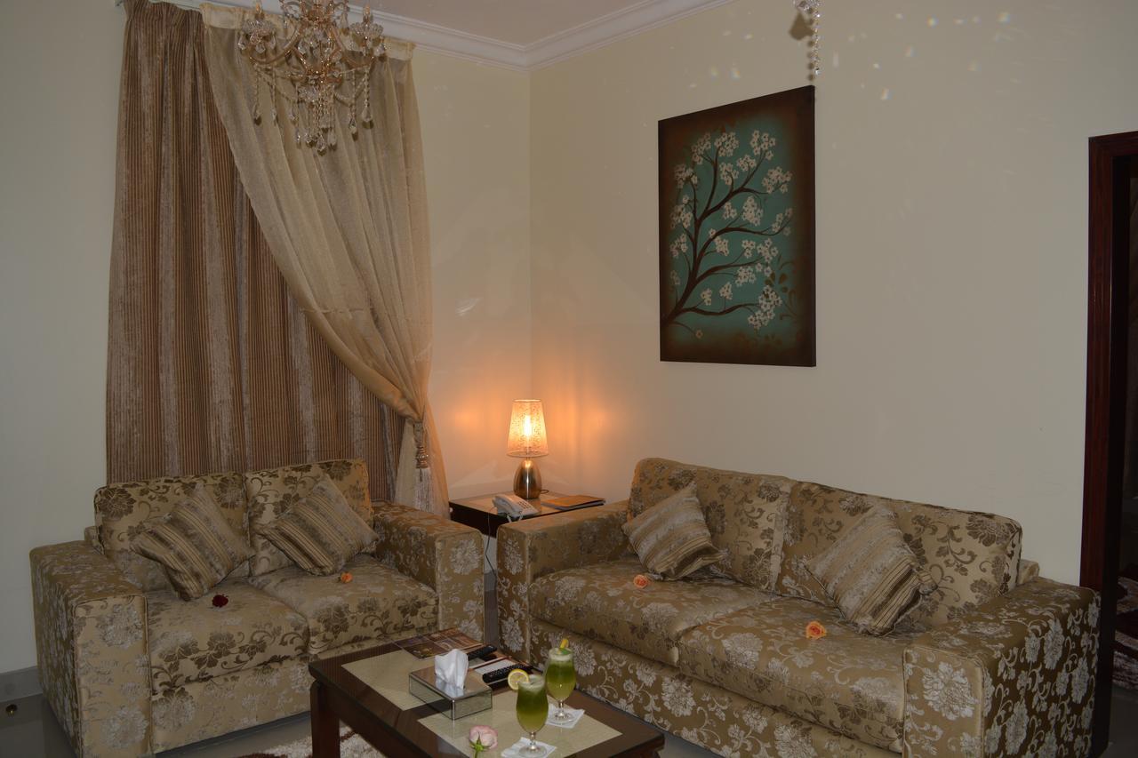Diamond Suites Nadinah Ngoại thất bức ảnh