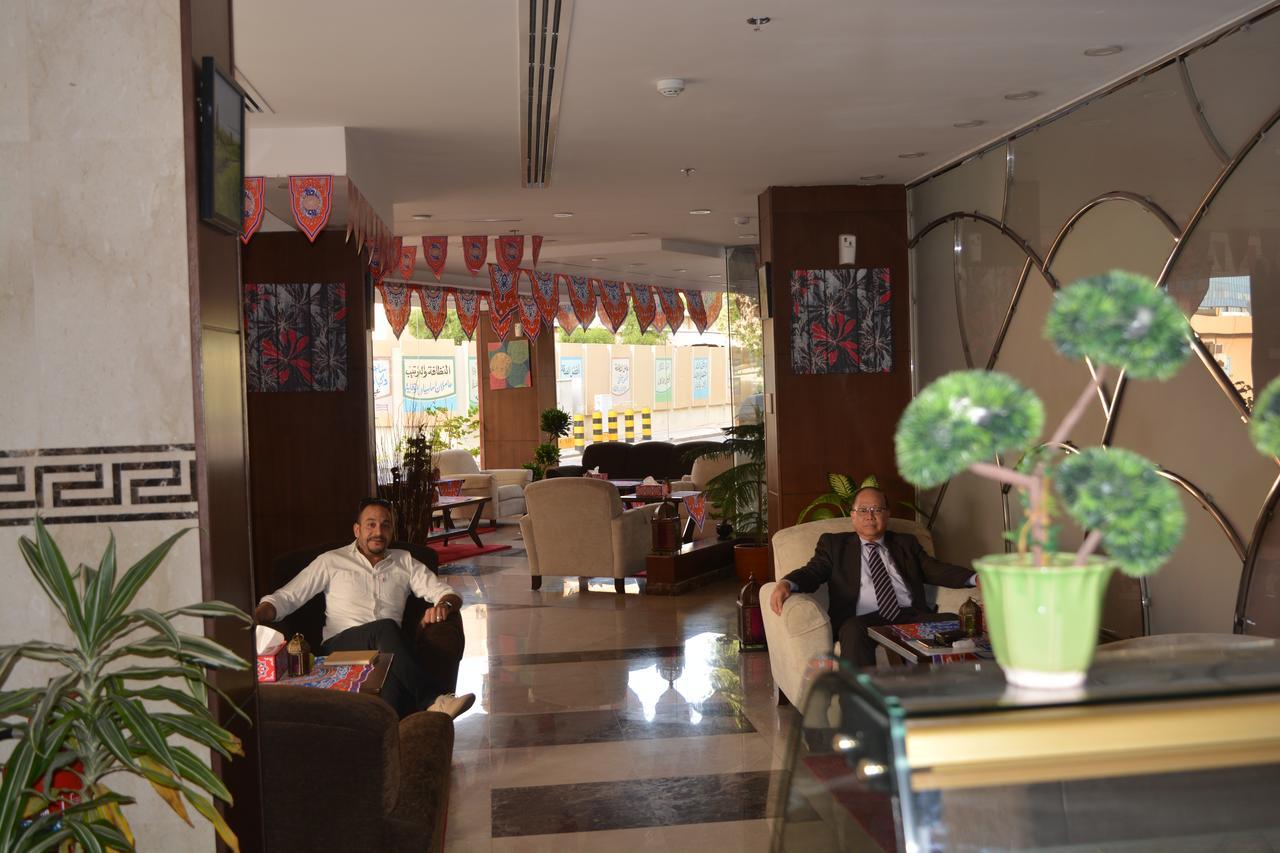 Diamond Suites Nadinah Ngoại thất bức ảnh